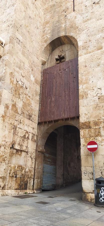 Cuore Del Centro Storico Cagliari Esterno foto
