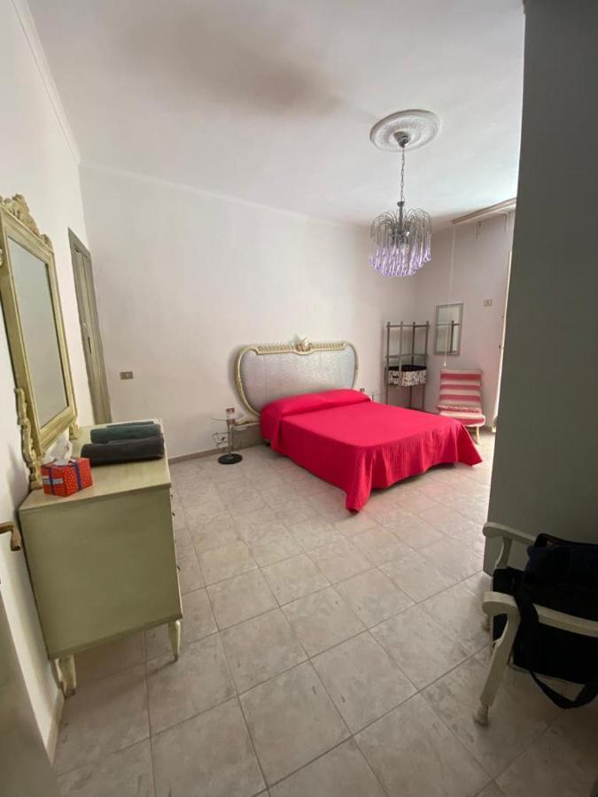 Cuore Del Centro Storico Cagliari Esterno foto